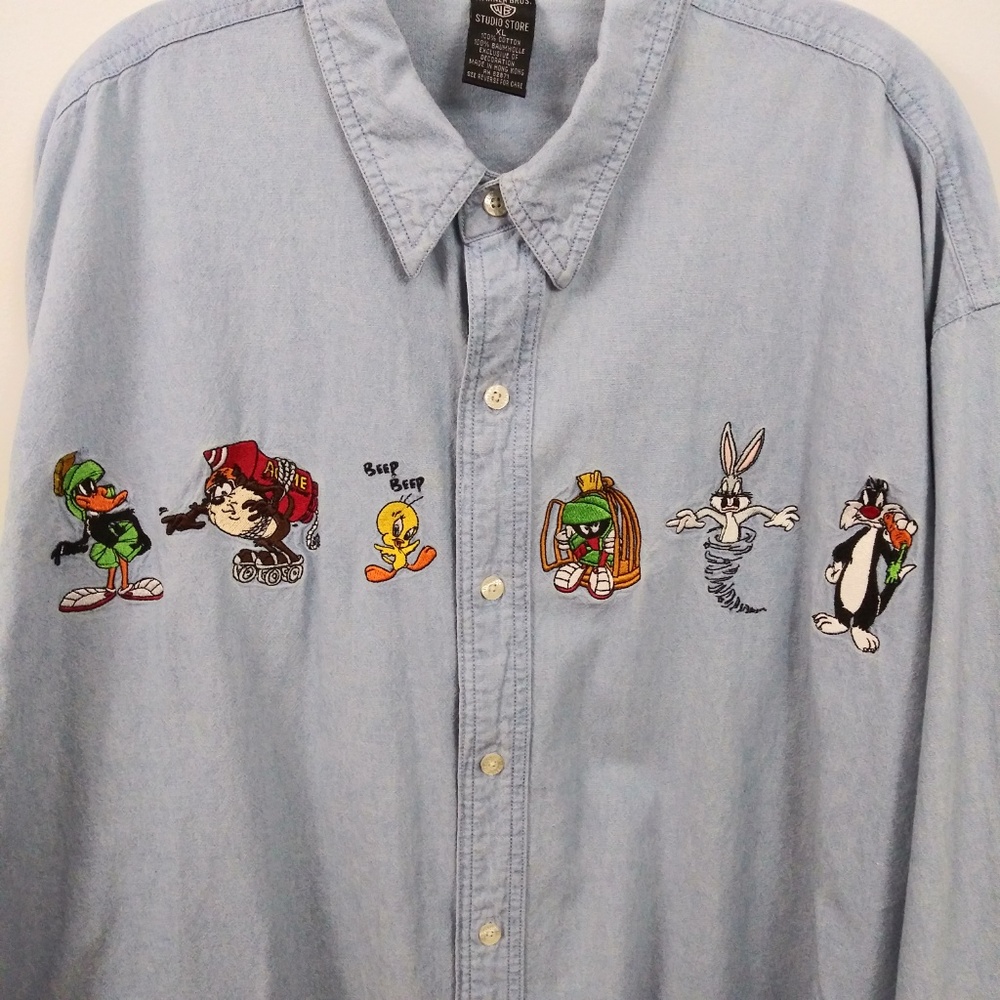 VTG Warner Bros Looney Tunes Denim Chambray Shirt